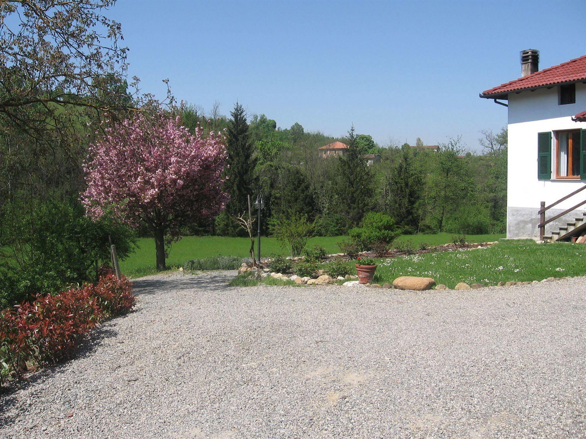 Agriturismo Cascina Tollu San Giacomo  Exterior photo